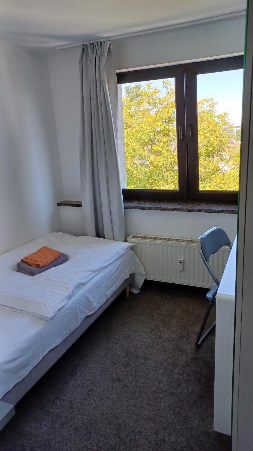 Hotel Triple Twenty à Eschweiler Extérieur photo