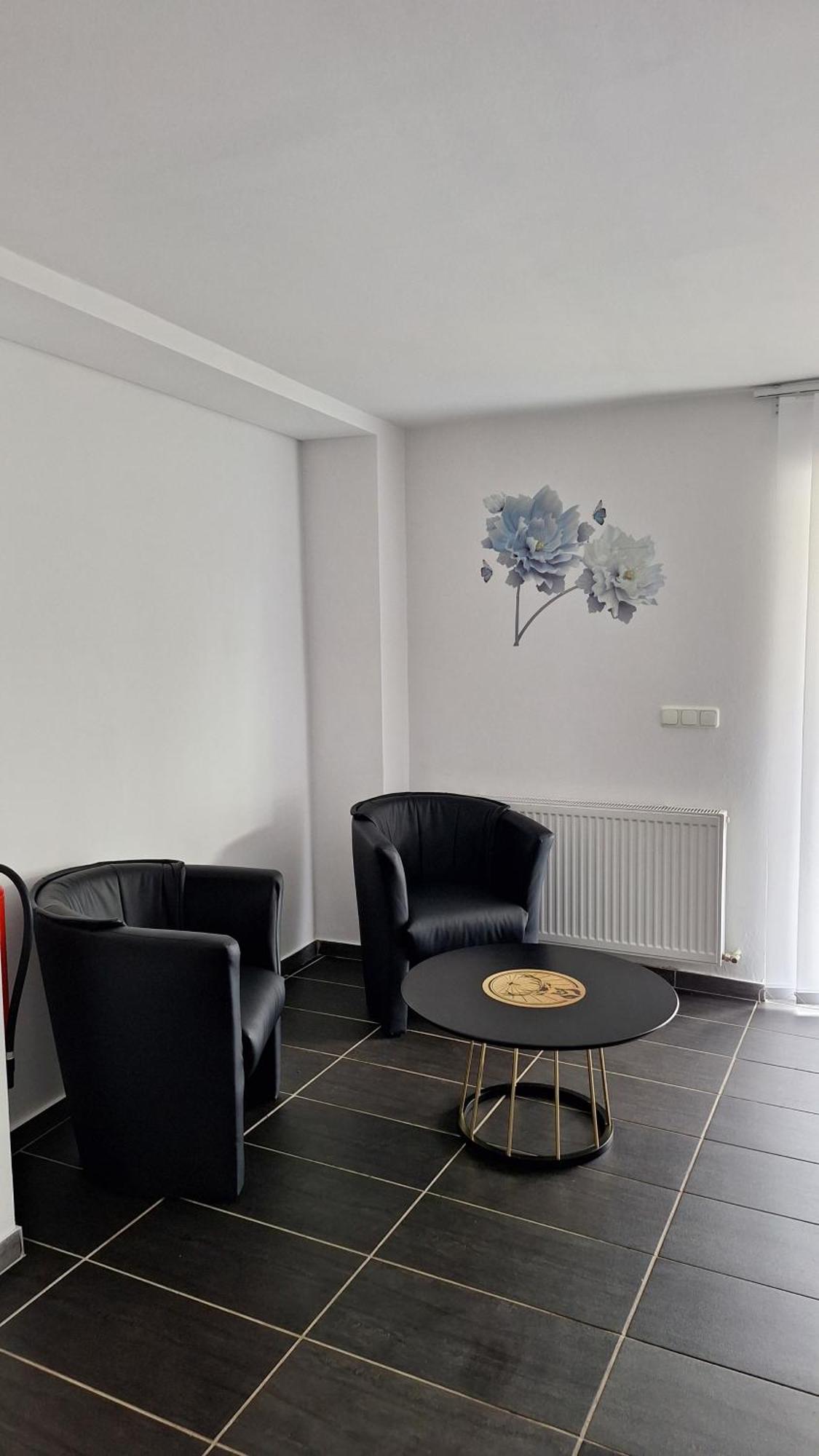 Hotel Triple Twenty à Eschweiler Extérieur photo